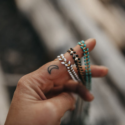 Black Fishtail Necklace